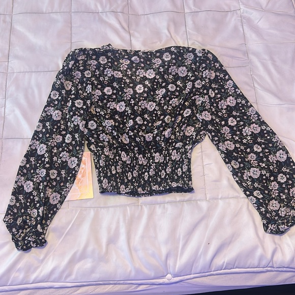 Floral Blouse - Picture 2 of 4